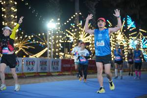 BIB: 6530, 100, 1001, 42534
                            <button type="button" onclick="openModal(21546666)" class="btn btn-primary btn-sm float-right btn-popup" data-toggle="modal" data-target=".modal-high-quality">
                        <i class="fas fa-shopping-cart"></i> Add to Cart
                    </button>
                                            <button type="button" onclick="isThisMe(21546666, true)" class="btn btn-success btn-sm float-right btn-popup btn-isme hidden" data-toggle="tooltip" data-placement="bottom" title="นี่คือรูปของคุณใช่ไหม คลิกที่นี่เพื่อเอาเข้าอัลบั้ม">
                        <i class="fas fa-plus"></i> Add to album
                    </button>
                    <button type="button" onclick="isThisMe(21546666, false)" class="btn btn-warning btn-sm float-right btn-popup btn-isnotme hidden">
                        <i class="fas fa-ban"></i> Remove from album
                    </button>